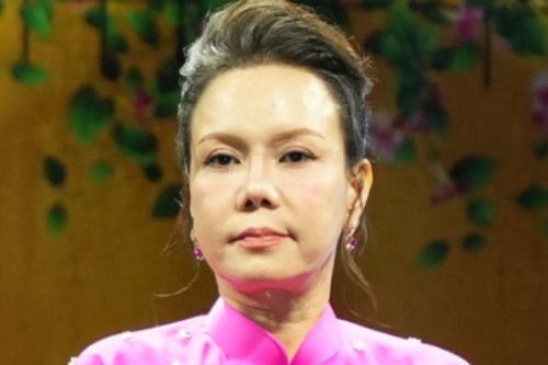 Lựa chọn đúng của nghệ sĩ Việt Hương ở tuổi 50