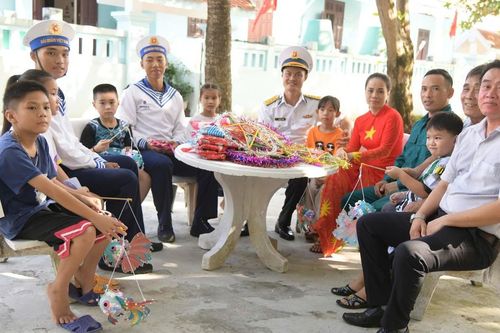 Tết Trung thu tại Trường Sa cũng ấm áp như ở đất liền
