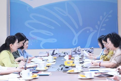 Xét chọn 54 hồ sơ đề cử Giải thưởng Phụ nữ Việt Nam năm 2026
