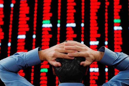 VN-Index giằng co dưới 1.830 điểm, rủi ro điều chỉnh chưa tan