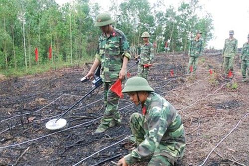 Khánh Hòa đặt mục tiêu làm sạch hơn 160.000ha đất nhiễm bom mìn