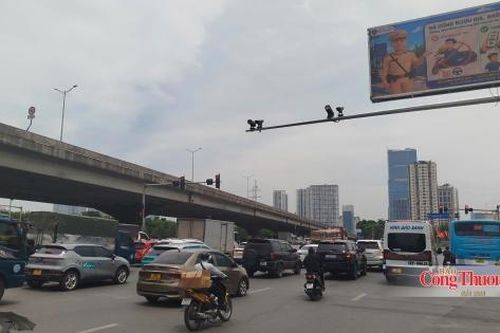 Hà Nội: Đẩy mạnh chuyển đổi số trong bảo đảm an toàn giao thông