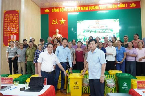 Tập huấn công tác bảo vệ môi trường gắn với sản xuất nông nghiệp