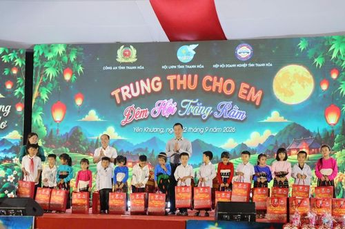 Đêm Trung thu đặc biệt nơi vùng biên Yên Khương
