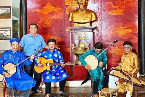 Giữ nghề thuốc, giữ nghề đờn