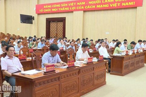 An Giang tập trung tháo gỡ điểm nghẽn, hoàn thành nhiệm vụ Nghị quyết 57