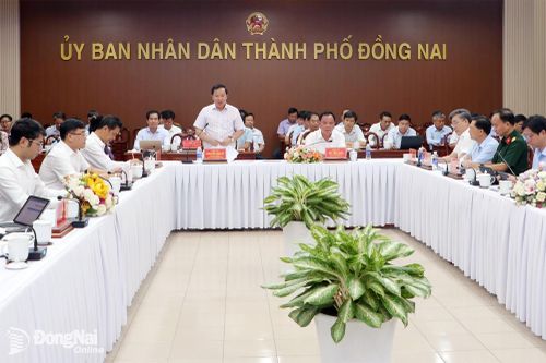 Chuyển mạnh từ tư duy ‘theo dõi tiến độ’ sang ‘chịu trách nhiệm về tiến độ’ đối với các công trình, dự án trọng điểm