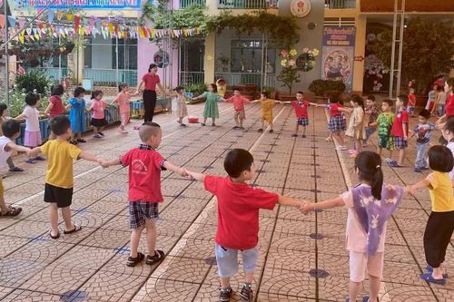 Giáo viên mới vào trường công không còn tập sự: Lương và quyền lợi thay đổi thế nào?