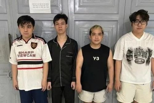 Bán hơn 65.000 quả bóng cười thu gần 7 tỷ đồng: 6 bị cáo lĩnh án 48 năm tù