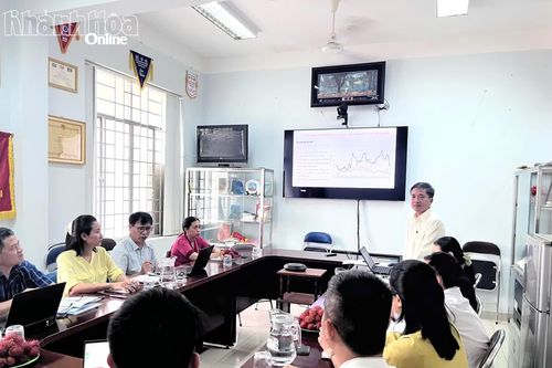 Giám sát triển khai Dự án Quỹ toàn cầu phòng, chống HIV/AIDS và lao tại Khánh Hòa