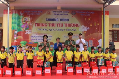 Nhiều hoạt động ý nghĩa tại chương trình "Trung thu yêu thương" tại xã Thất Khê