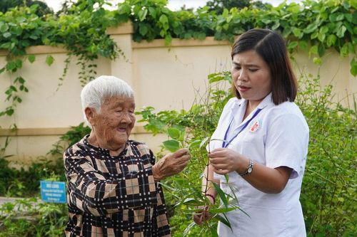Quảng Phú đưa dịch vụ y tế đến gần dân