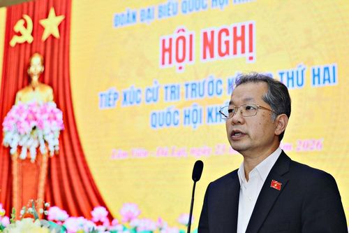 Chánh án Tòa án Nhân dân tối cao Nguyễn Văn Quảng tiếp xúc cử tri tại Lâm Đồng