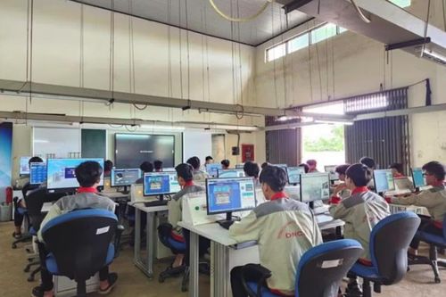 Tuyển sinh nghề: Nhập học online, khai thác dữ liệu VNeID cắt giảm giấy tờ