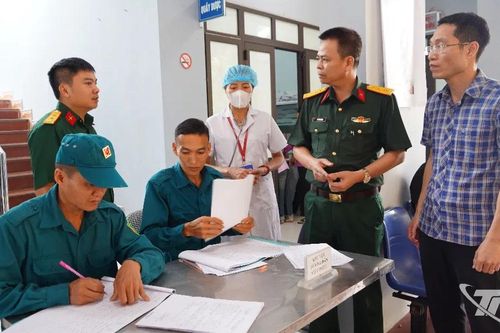 Chủ động nắm nguồn, nâng cao chất lượng tuyển quân