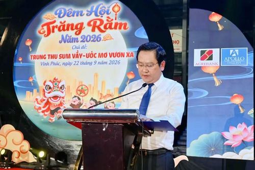 Phú Thọ rộn ràng Đêm hội trăng rằm tại phường Vĩnh Phúc