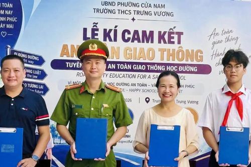Hà Nội đưa tình huống về giao thông, bạo lực, tệ nạn vào hoạt động phổ biến cho học sinh
