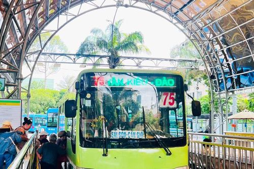 TP. Hồ Chí Minh: Người dân đi xe buýt sắp được bốc thăm trúng thưởng