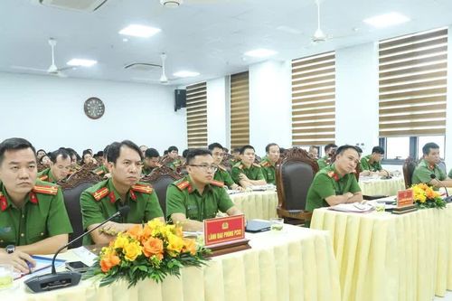 Lặng thầm góp phần vào sự phát triển của nền kinh tế