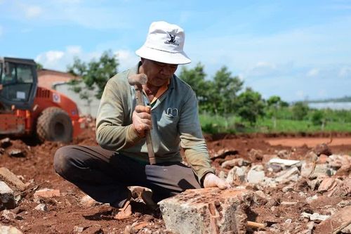Lâm Đồng tháo gỡ khó khăn, đẩy nhanh tiến độ 2 dự án cao tốc