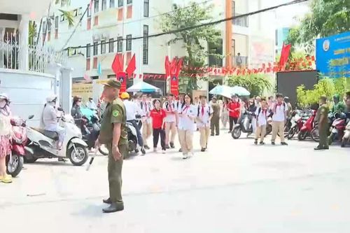 Chung tay xây dựng cổng trường an toàn