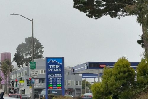 Mỹ xem xét cấm xuất khẩu dầu diesel để hạ giá nhiên liệu