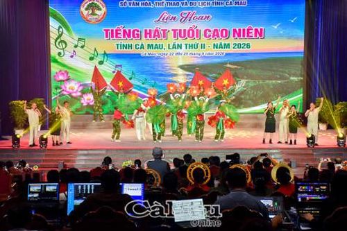 Khai mạc Liên hoan Tiếng hát tuổi cao niên tỉnh Cà Mau