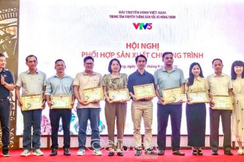 Báo và phát thanh, truyền hình Cà Mau thực hiện tốt công tác phối hợp tuyên truyền với VTV5