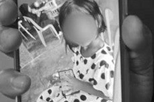 Đau lòng: Bé gái 5 tuổi bị người thân ném xuống sông, hành động của nghi phạm trước khi bị bắt gây chú ý