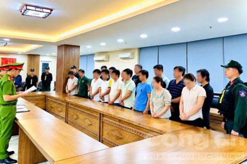 Đà Nẵng: Khởi tố 17 cán bộ, nhân viên 'nhúng chàm', nhận hối lộ