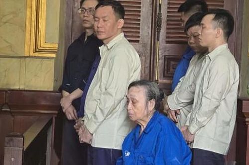 Người phụ nữ 79 tuổi lĩnh án chung thân vì mua bán hơn 3,2 kg ma túy