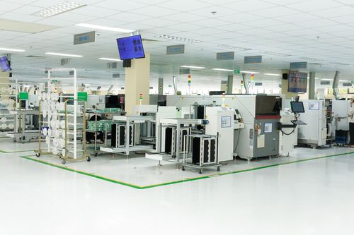 Công nghệ cao trong sản xuất: Từ tự động hóa đến thông minh hóa