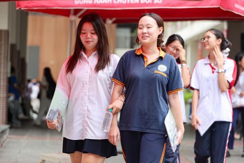 Điểm thi 25,75 đỗ Y khoa nhờ IELTS, có công bằng?