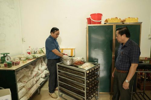 Hơn 40 người nhập viện sau khi ăn bánh mì: Phát hiện vi khuẩn gây ngộ độc