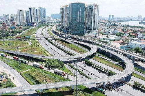 Giải ngân đầu tư công chuyển biến tích cực