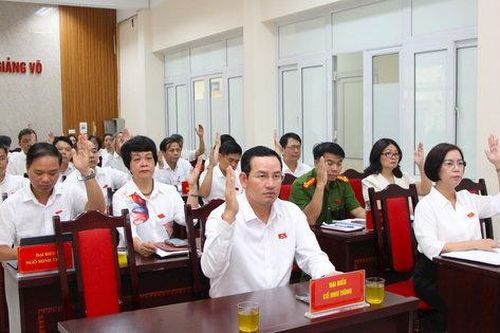 UBND phường Giảng Võ có thêm 2 phòng chuyên môn