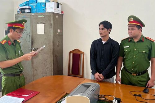 Phú Thọ: Khởi tố nhân viên giao hàng chiếm đoạt hơn 31 triệu đồng tiền COD