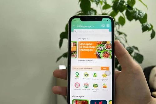Đề xuất bán đồ ăn qua app phải công khai biển hiệu và các giấy tờ liên quan