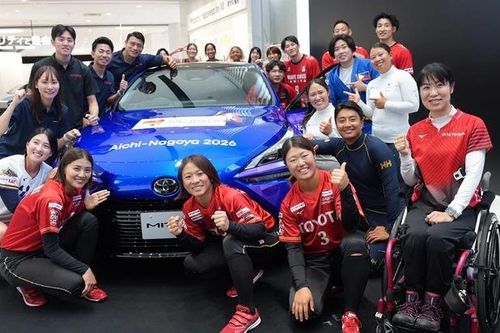 Xe chạy hydro của Toyota làm nhiệm vụ dẫn đoàn ở ASIAD