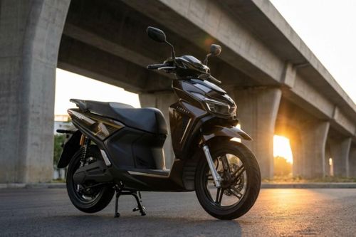 VinFast Kinet tăng tốc nhanh, gây ấn tượng nhờ cảm giác lái