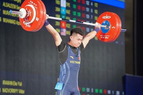 Nhà vô địch cử tạ châu Á Trần Minh Trí giành HCĐ ASIAD 2026