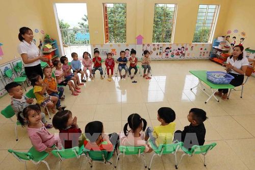 Phấn đấu phổ cập giáo dục mầm non 3 - 5 tuổi vào năm 2030
