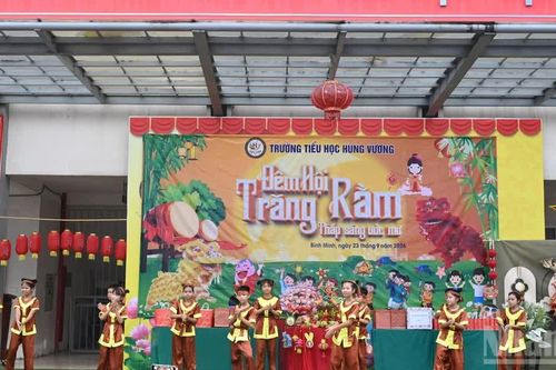 Chung tay mang niềm vui Trung thu đến trẻ em