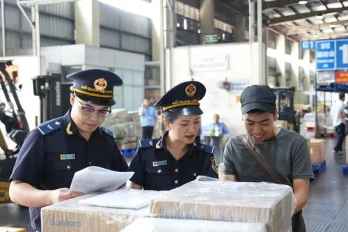 Thuế xuất nhập khẩu cần theo kịp những mô hình kinh tế mới