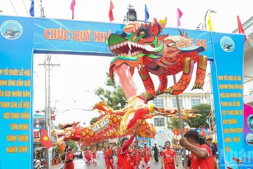 [Ảnh] Thành phố Hồ Chí Minh khai hội Nghinh Ông Cần Giờ