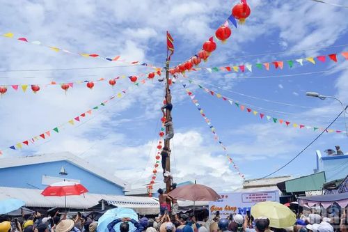 [Ảnh] Chuỗi hoạt động trò chơi dân gian tại Lễ hội Nghinh Ông Thành phố Hồ Chí Minh 2026