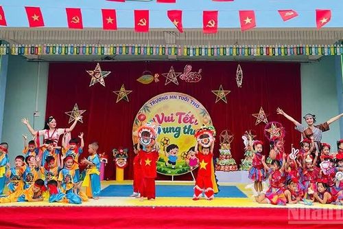 Đà Nẵng: Rộn ràng Tết Trung thu tại các trường học