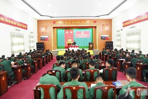 Lữ đoàn Tăng thiết giáp 26 (Quân khu 7) phát huy dân chủ, xây dựng đơn vị vững mạnh toàn diện