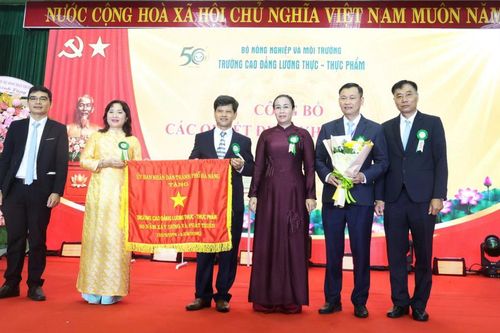 Trường Cao đẳng Lương thực - Thực phẩm kỷ niệm 50 năm ngày thành lập
