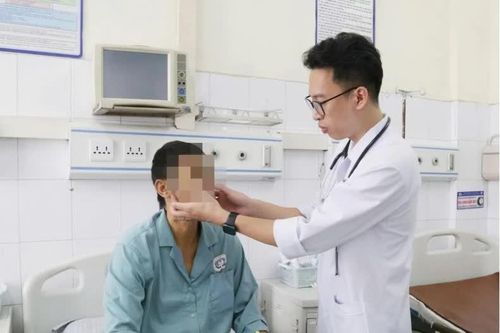 Uống thuốc nam 1 tuần, người đàn ông 45 tuổi vàng da tăng gấp 42 lần